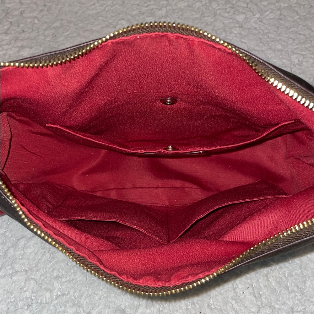 Coach Signature Cavas Elle Hobo Bag and Wallet Set in Brown w Red Leather Trim - Picture 10 of 17